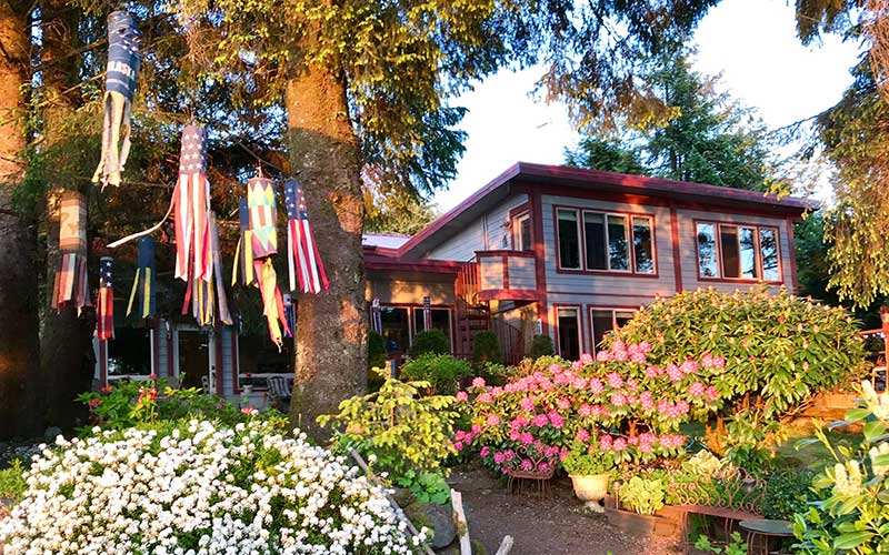 Outside shot of Black Bear Lodge